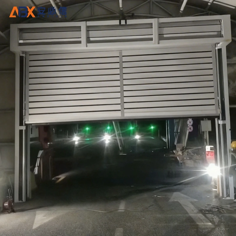 渭南消防高速门